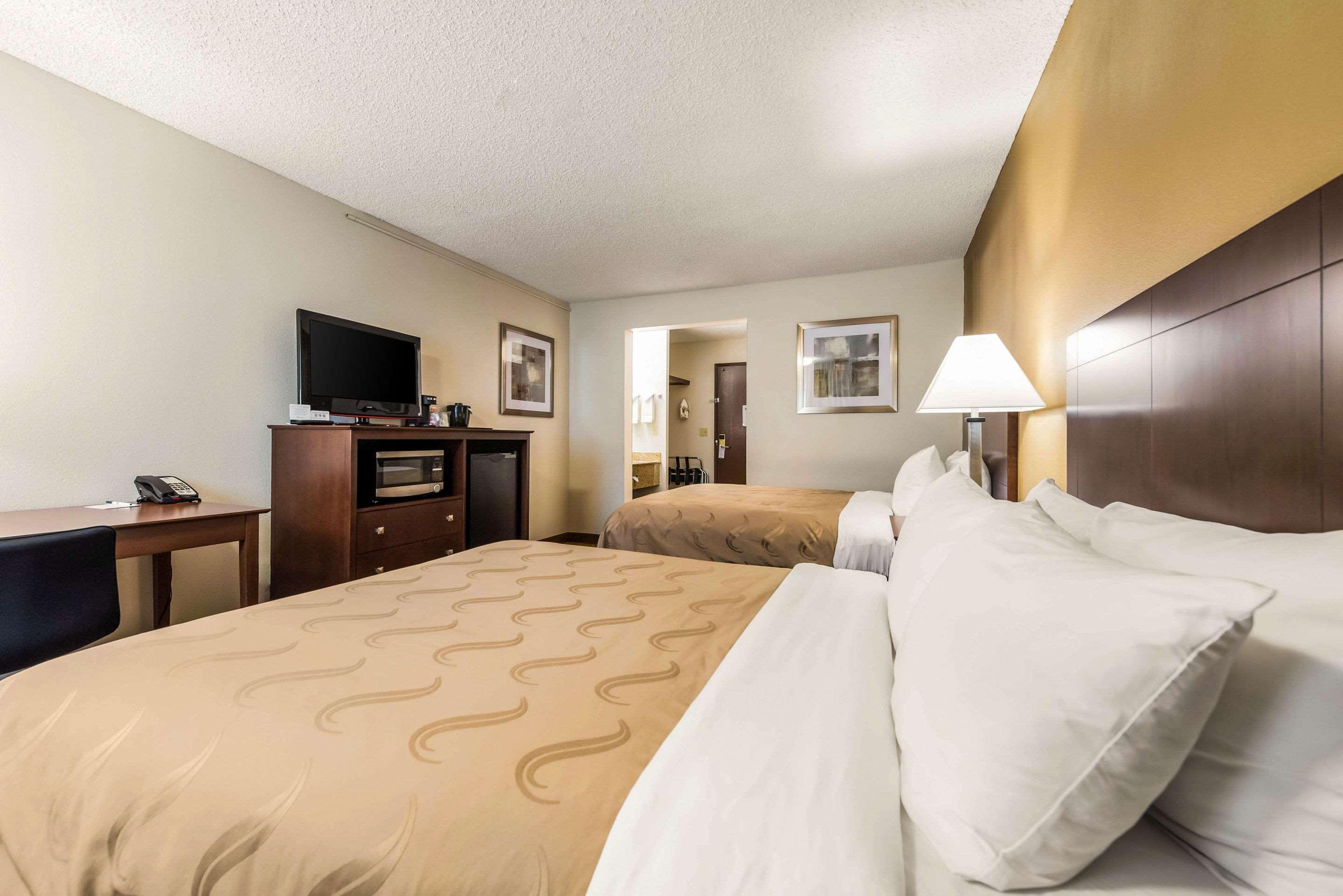 Quality & Olympia Hotel 2*