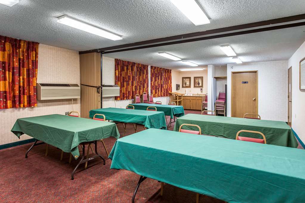 Quality & Olympia Hotel 2*